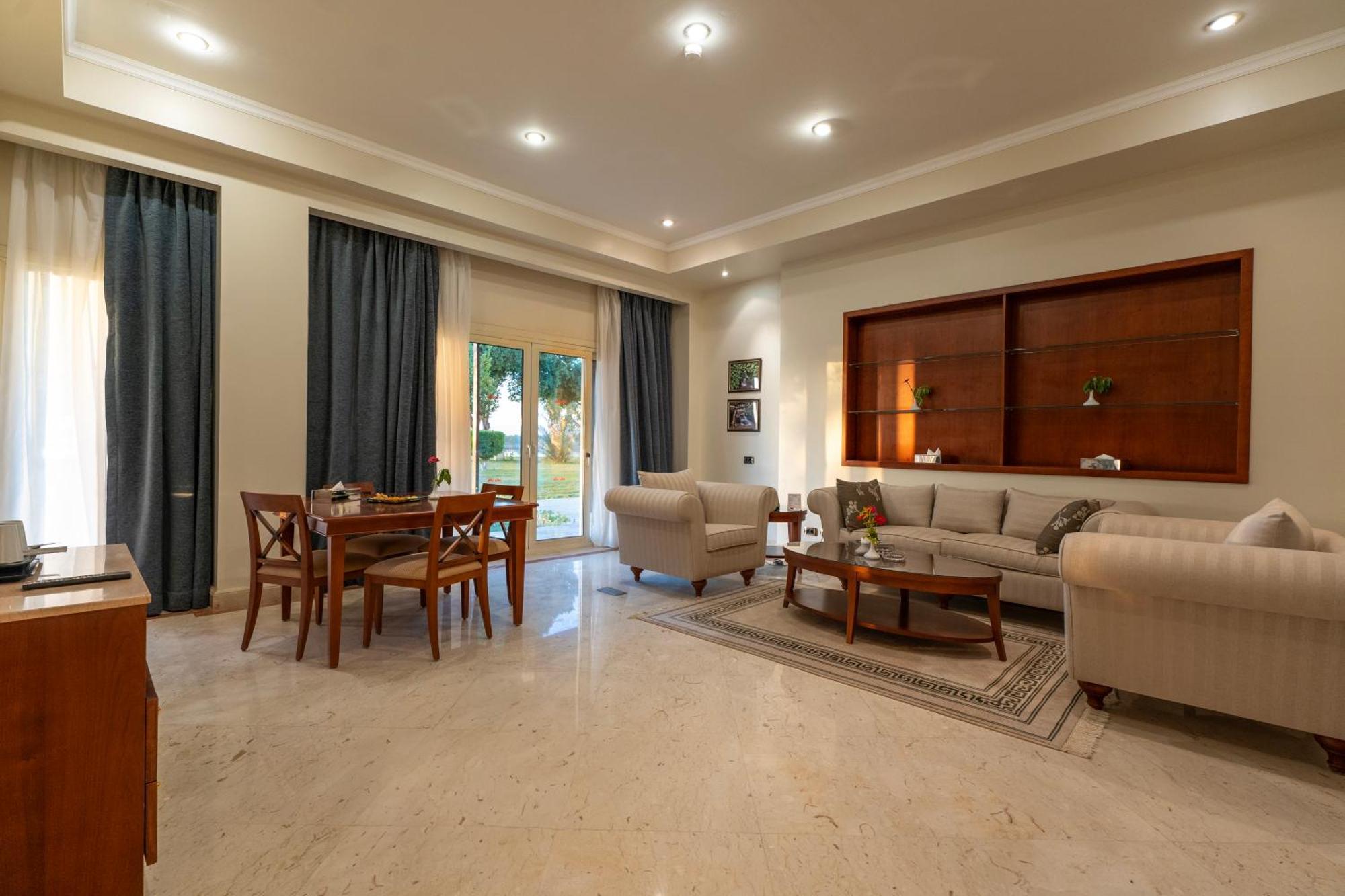 Jolie Ville Hotel & Spa Kings Island Luxor Exterior photo A living room